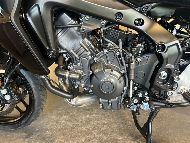 yamaha - tracer-9