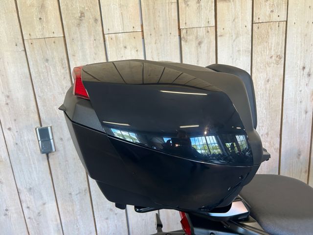 yamaha - tracer-9