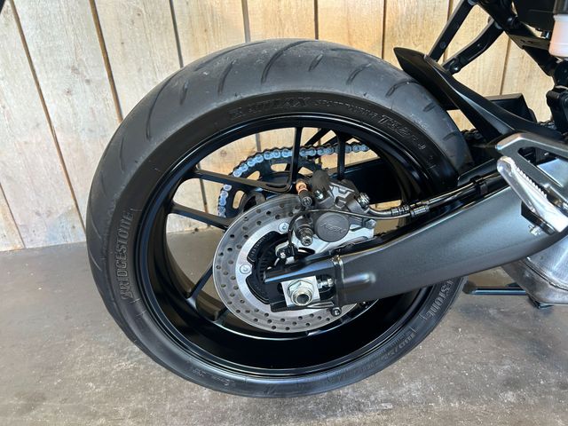 yamaha - tracer-9
