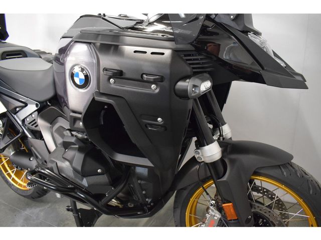 bmw - r-1300-gs-adventure