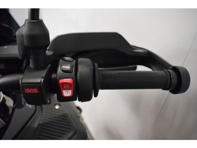 bmw - r-1300-gs-adventure