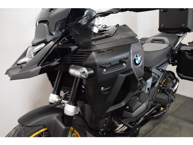 bmw - r-1300-gs-adventure