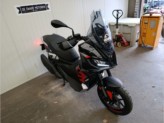 aprilia - sr-gt-400
