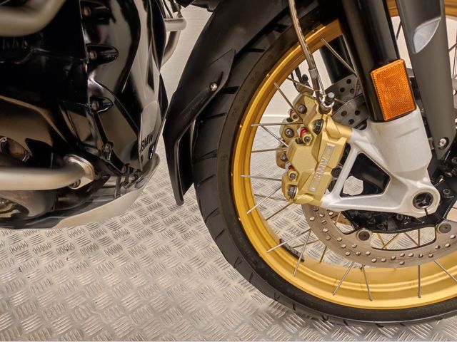 bmw - r-1250-gs-adventure