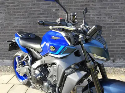 YAMAHA MT 09 – foto 4