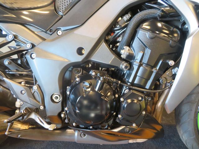 kawasaki - z1000-abs