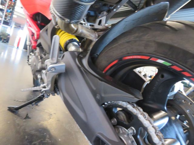 ducati - monster-696