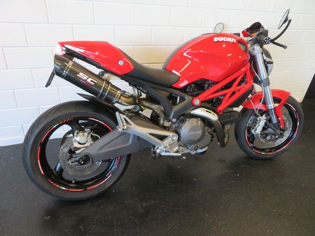 ducati - monster-696
