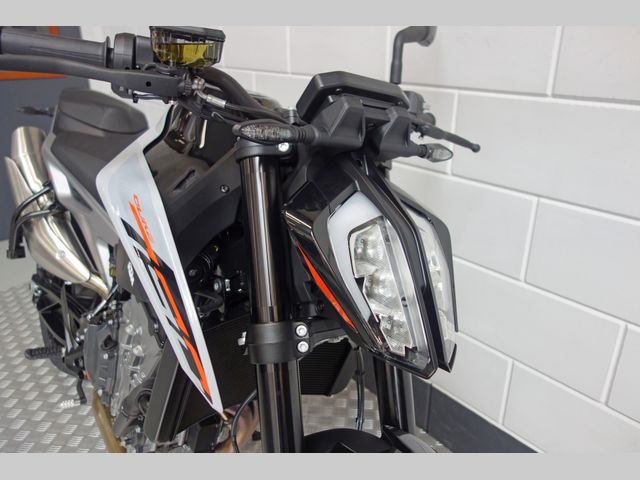 ktm - 790-duke