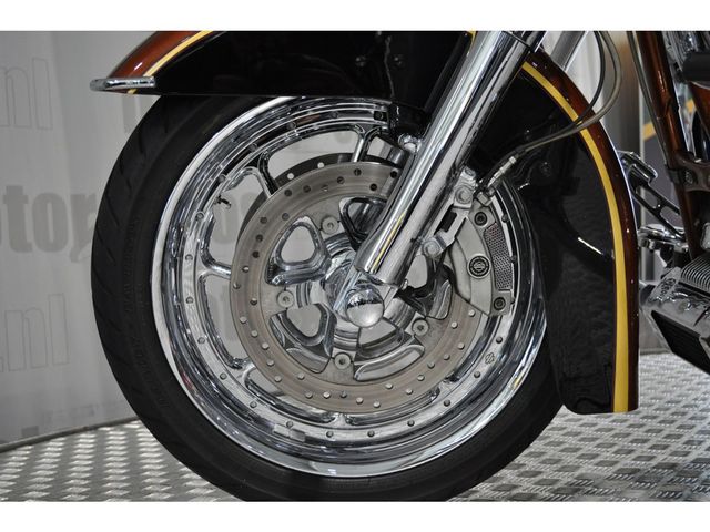 harley-davidson - road-king-screamin-eagle-flhrse