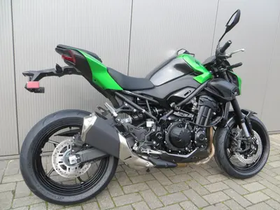 KAWASAKI Z900 – foto 2