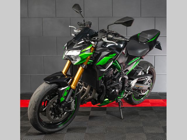 kawasaki - z900-se