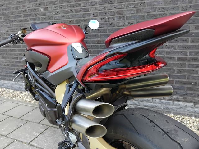 mv-agusta - brutale-1000-oro