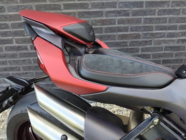 mv-agusta - brutale-1000-oro