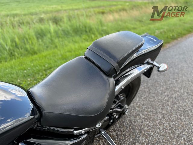 suzuki - intruder-m-800