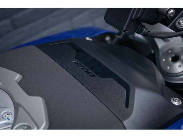 bmw - r-1300-r