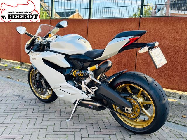 ducati - 899-panigale