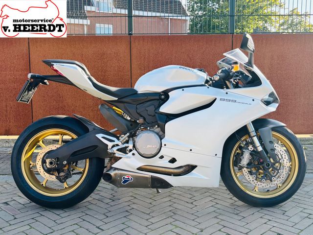 ducati - 899-panigale