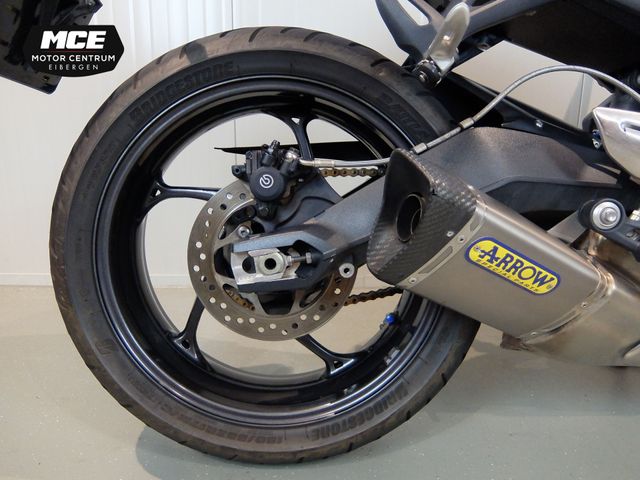 triumph - street-triple