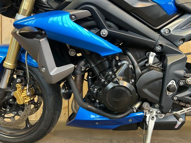 triumph - street-triple