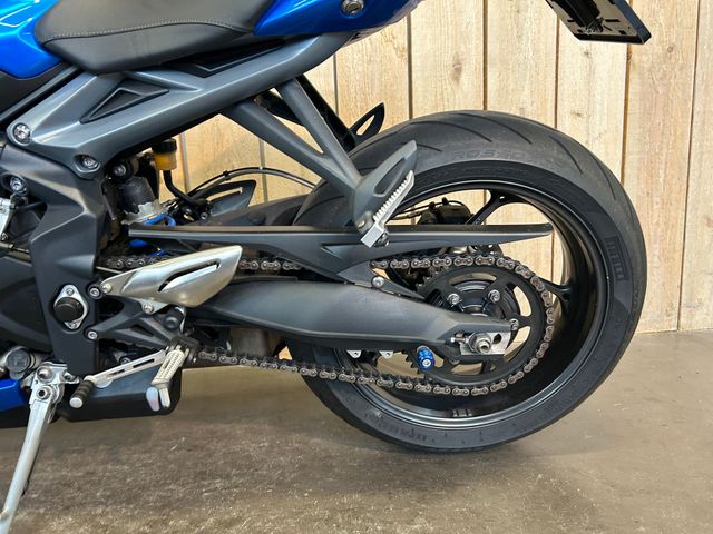 triumph - street-triple