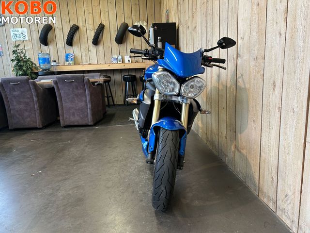 triumph - street-triple