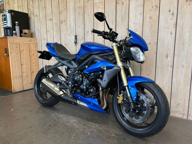 triumph - street-triple