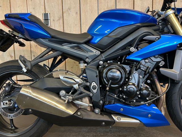 triumph - street-triple
