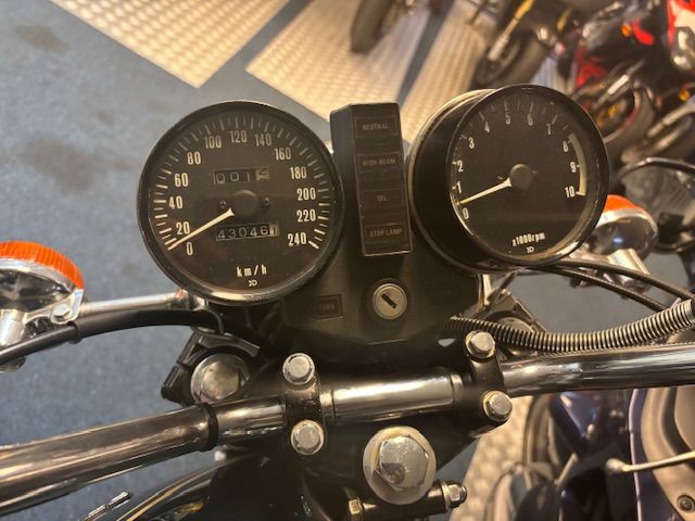 kawasaki - z1000