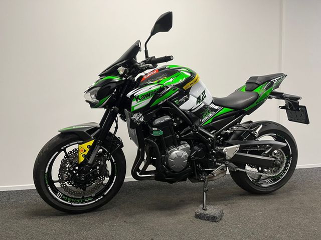 kawasaki - z900
