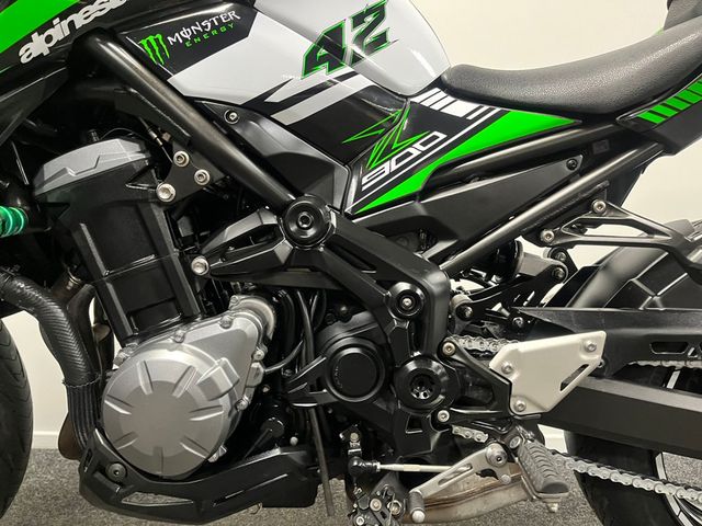 kawasaki - z900
