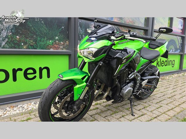 kawasaki - z900