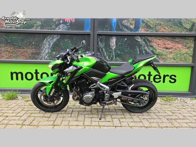 kawasaki - z900