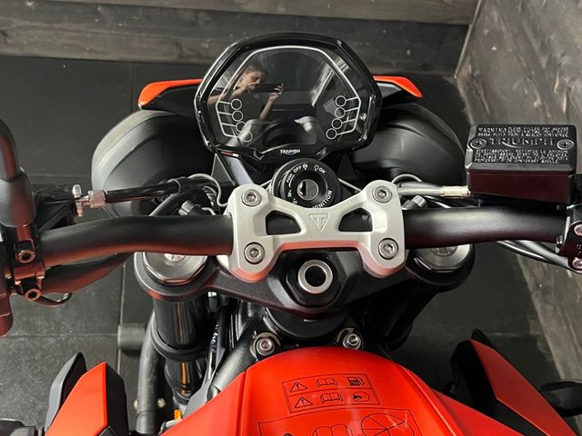 triumph - street-triple-r