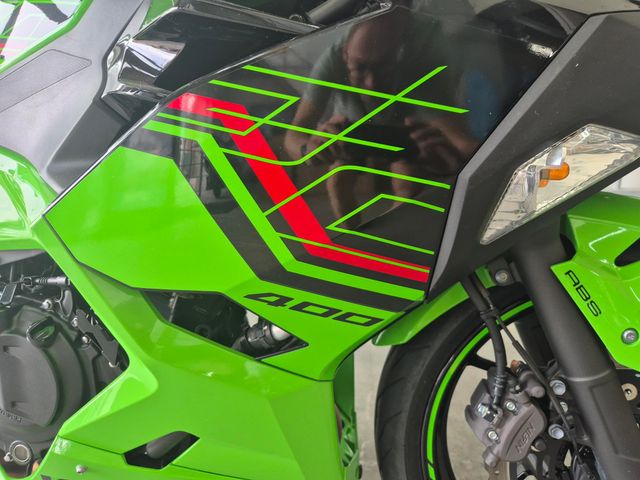 kawasaki - ninja-400