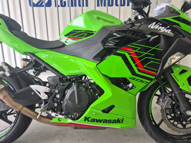 kawasaki - ninja-400