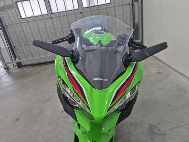 kawasaki - ninja-400