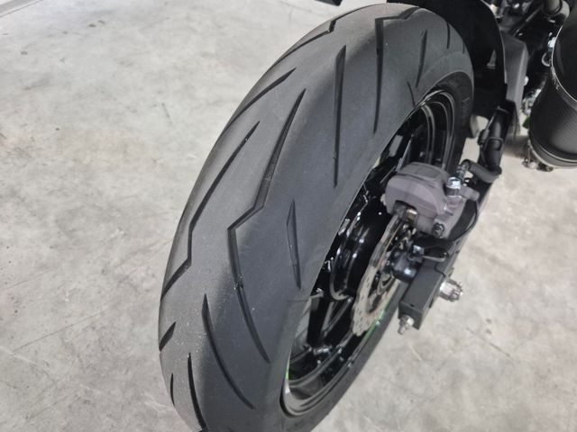kawasaki - ninja-400