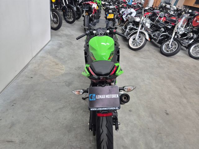 kawasaki - ninja-400