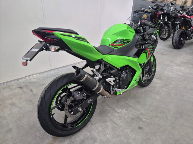 kawasaki - ninja-400