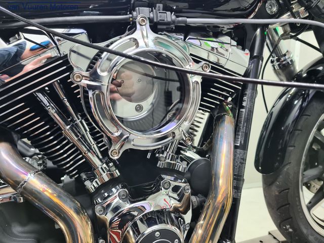 harley-davidson - street-bob-fxdb