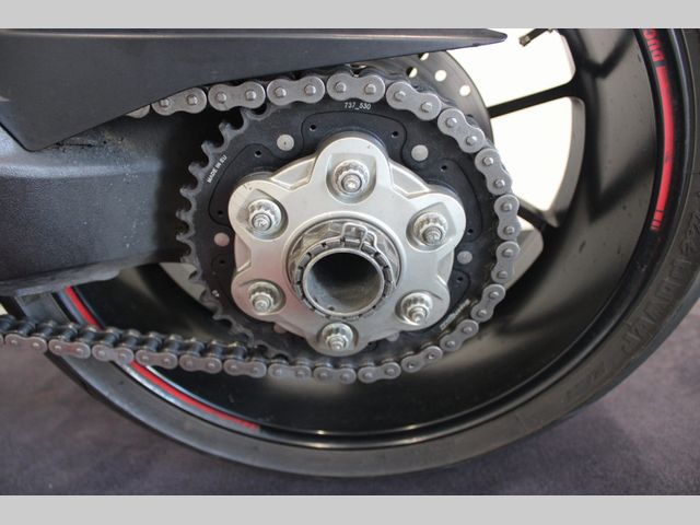 ducati - multistrada-1200-s-pikes-peak