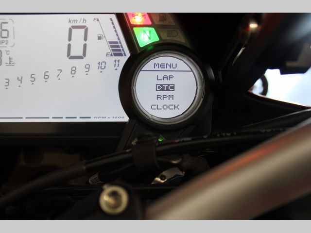 ducati - multistrada-1200-s-pikes-peak