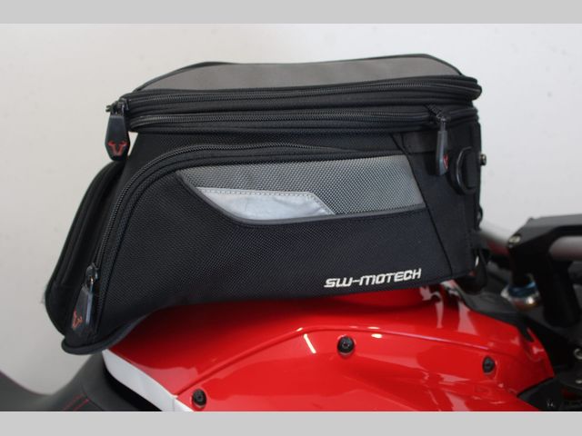 ducati - multistrada-1200-s-pikes-peak