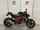 KTM 1290 SUPER DUKE R