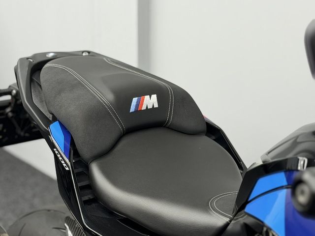 bmw - m-1000-xr