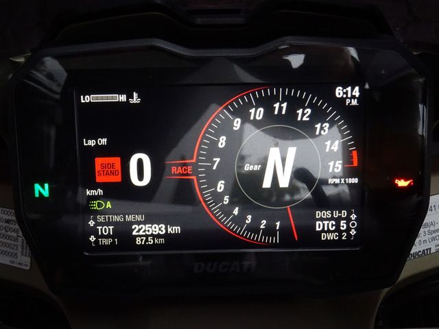 ducati - panigale-v4-s