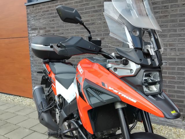 suzuki - v-strom-1050-xta