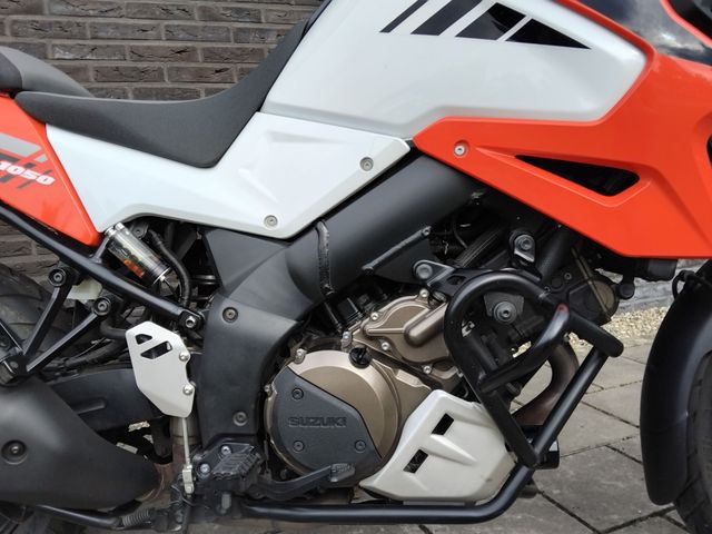 suzuki - v-strom-1050-xta