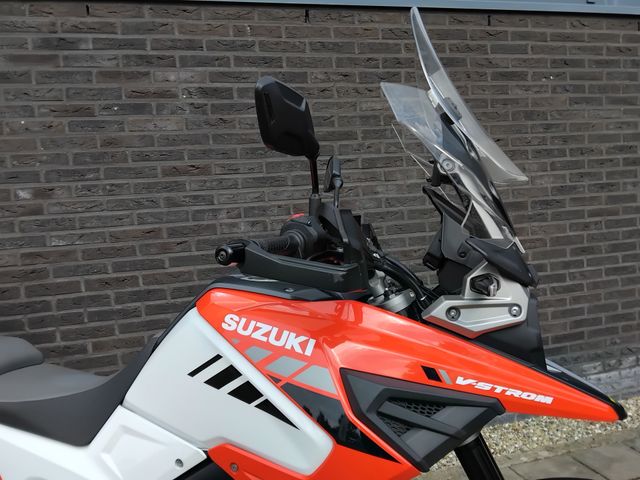 suzuki - v-strom-1050-xta